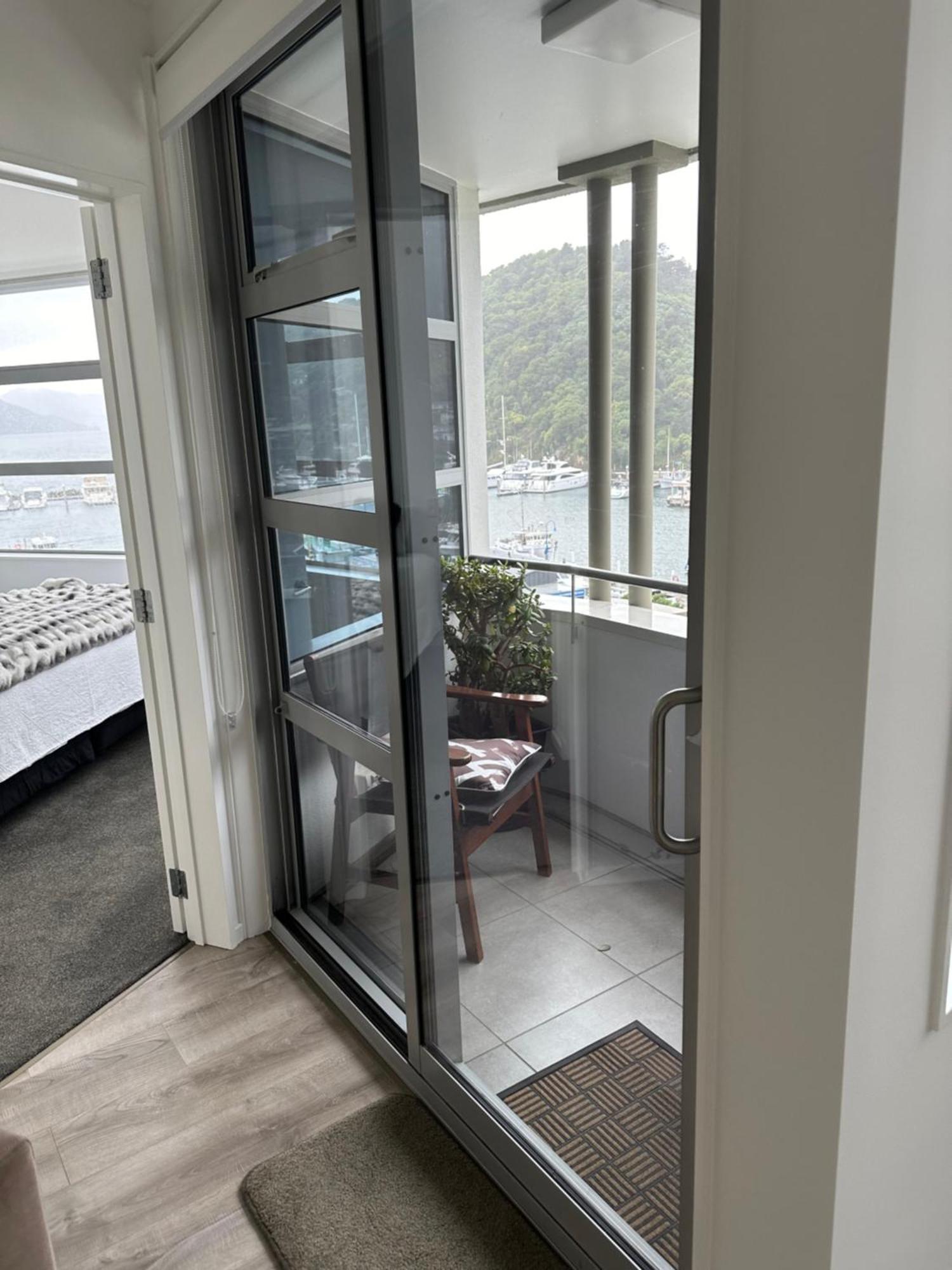 Picton Waterfront Apartments ภายนอก รูปภาพ