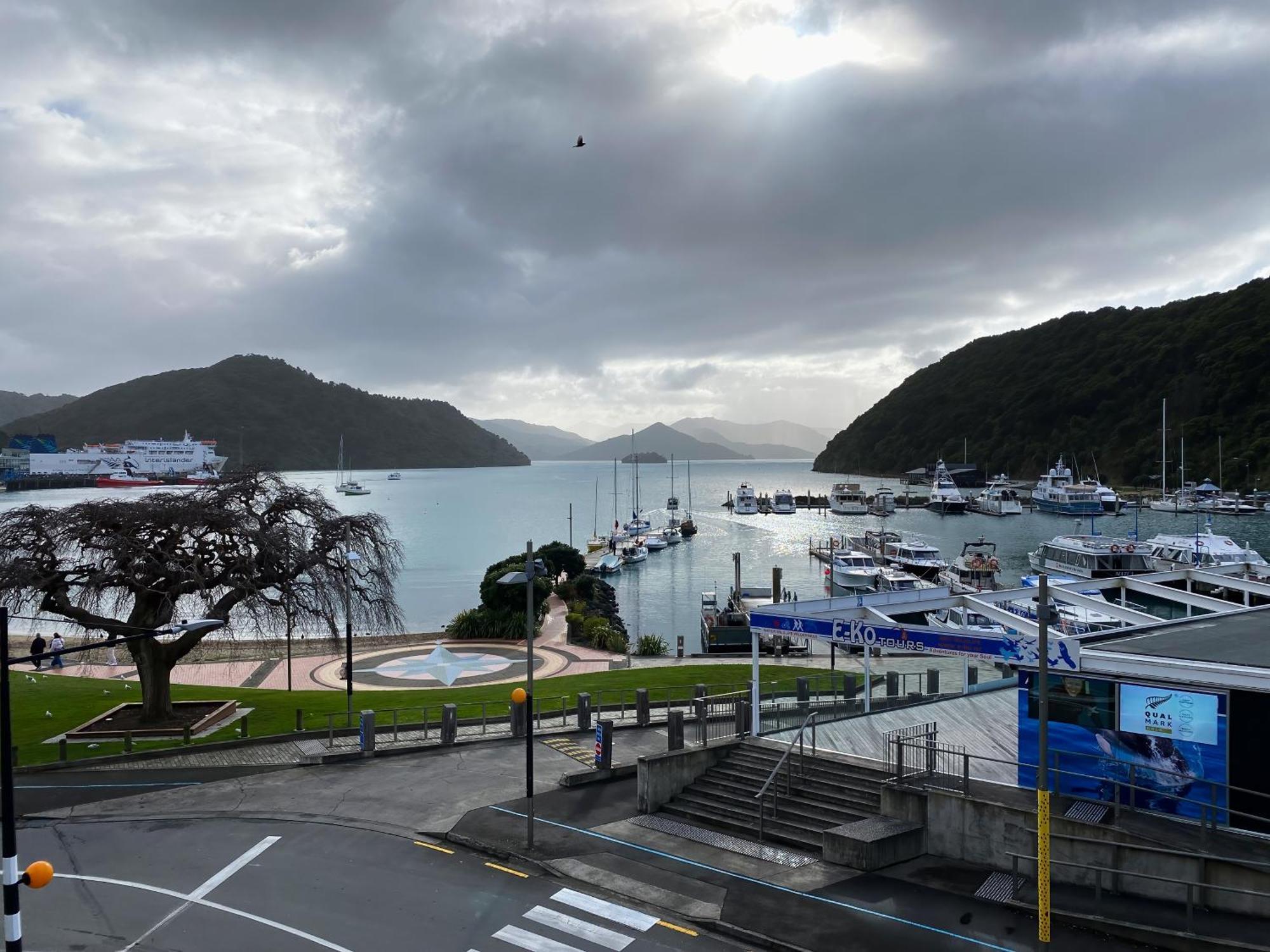 Picton Waterfront Apartments ภายนอก รูปภาพ