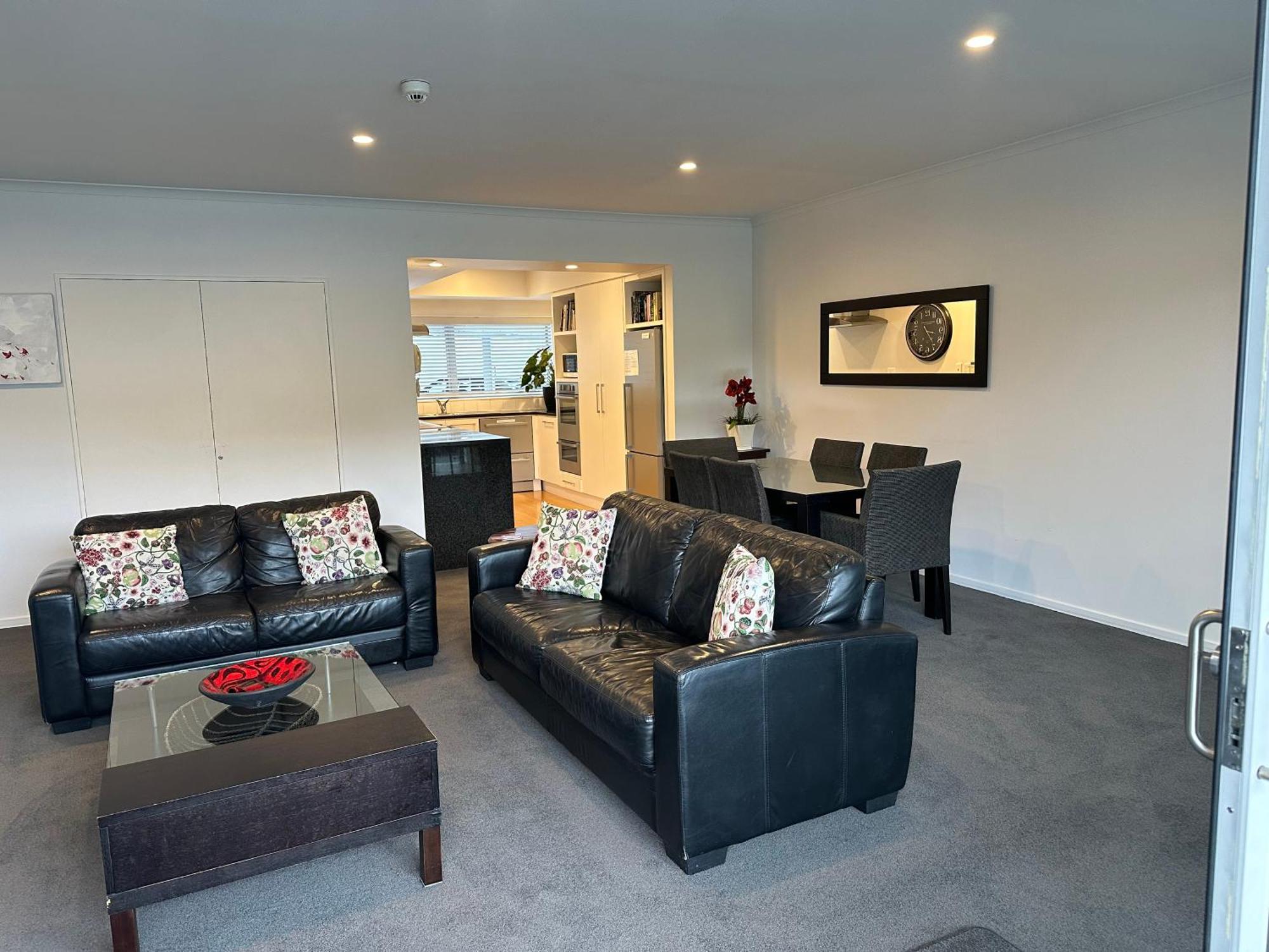 Picton Waterfront Apartments ภายนอก รูปภาพ