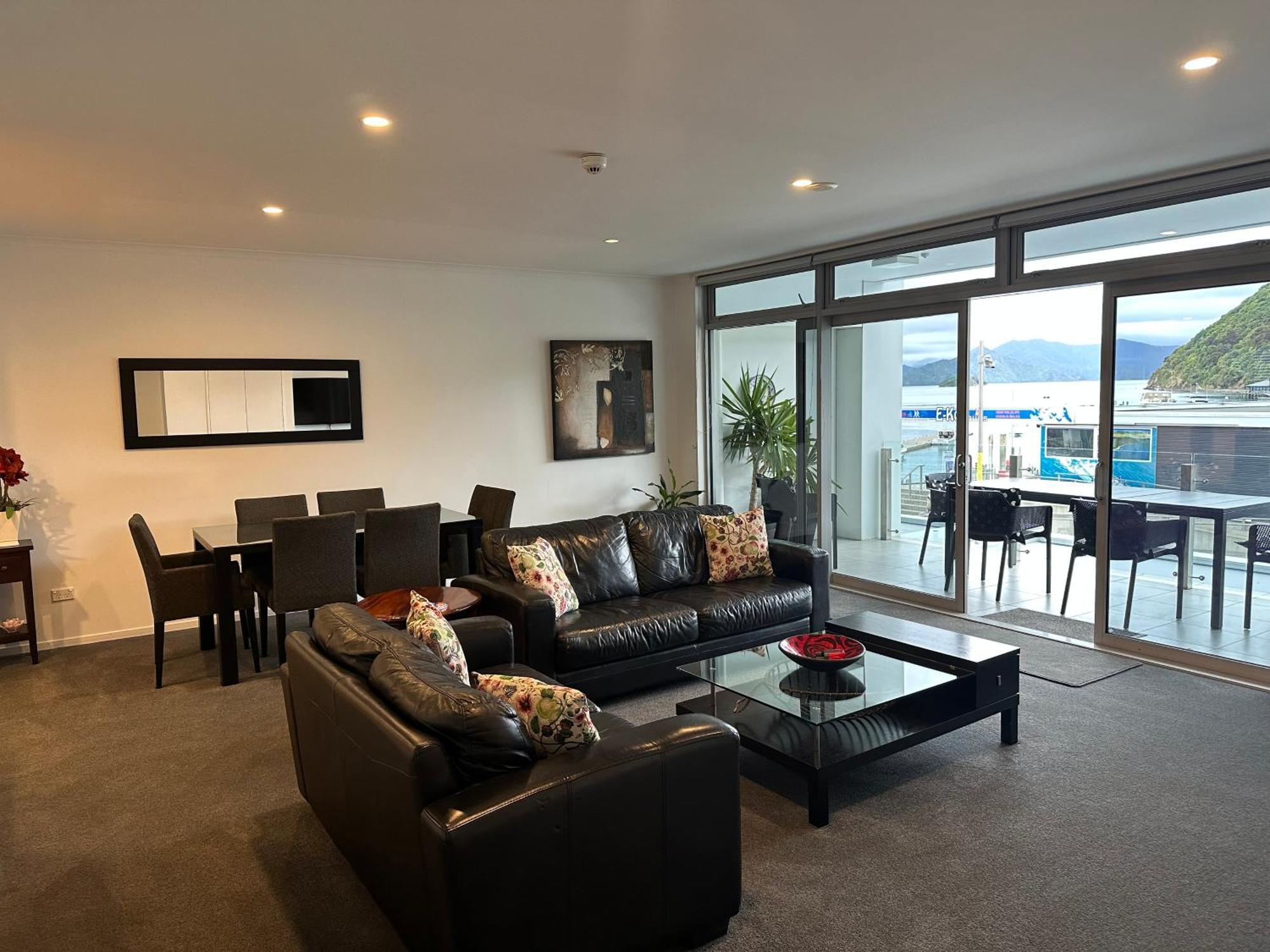Picton Waterfront Apartments ภายนอก รูปภาพ